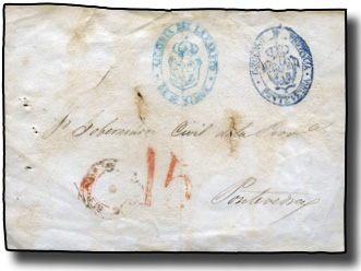 Figura 1.- Frente de carta con el sello de la Alcaldía del Lazareto de San Simón al Gobernador Civil (sello azul Gobierno de la Provincia/ Pontevedra). Al lado marca circular roja de la cartería de Redondela (PE 6).